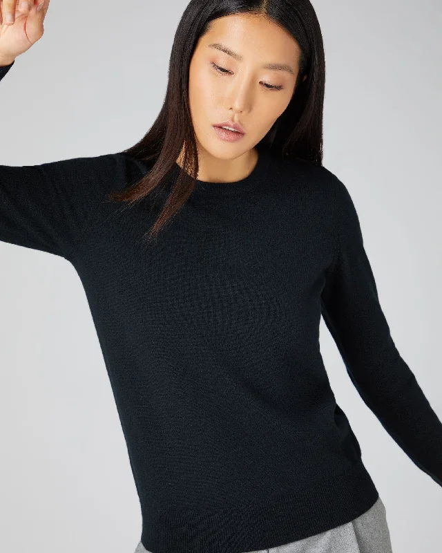 Women's Evie Classic Round Neck Cashmere Sweater Black