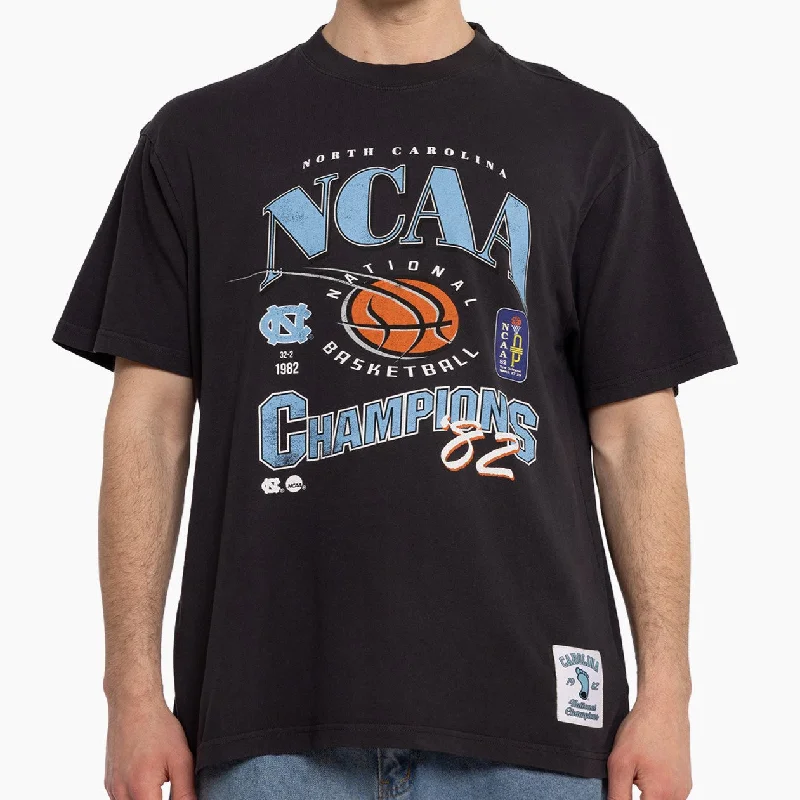 Mitchell & Ness NCAA 82 Champs Tee University of North Carolina Tar Heels Black